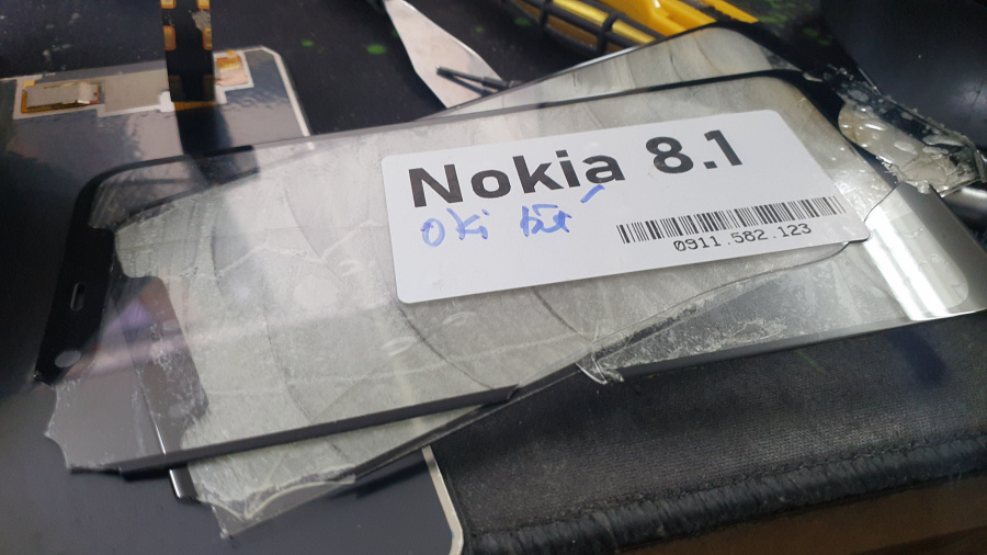 kính màn hình Nokia 8.1 X7