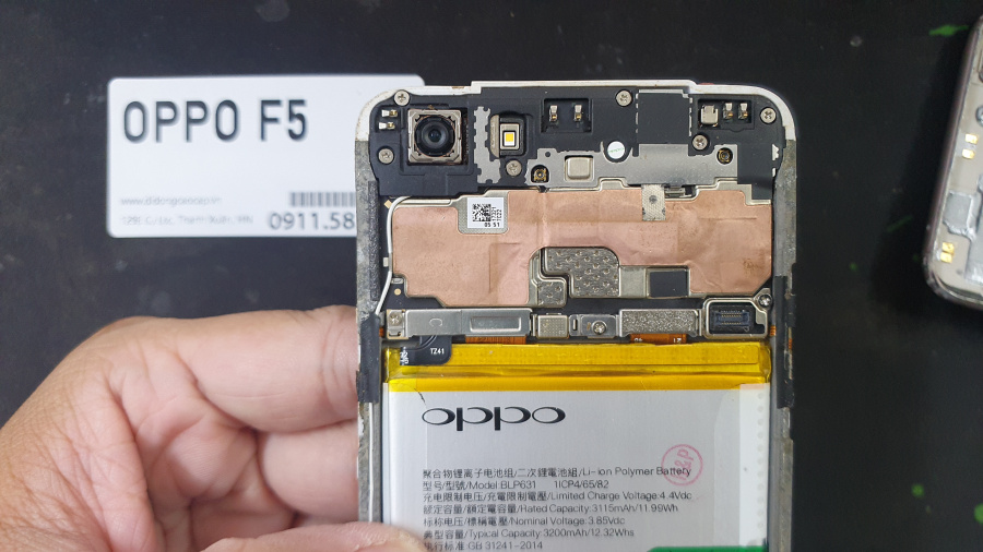 Main điện thoại Oppo F5