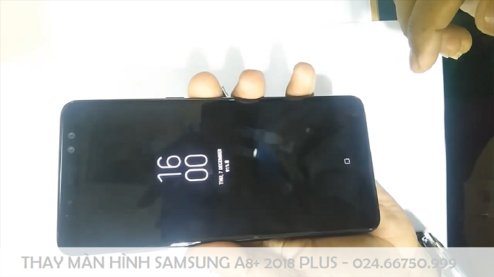 Thay màn hình cảm ứng điện thoại Samsung A8+ 2018 Plus