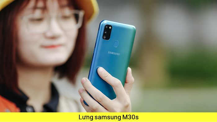 Lưng Samsung M30S