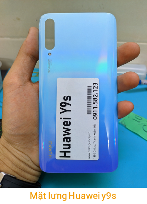 Lưng Huawei Y9s