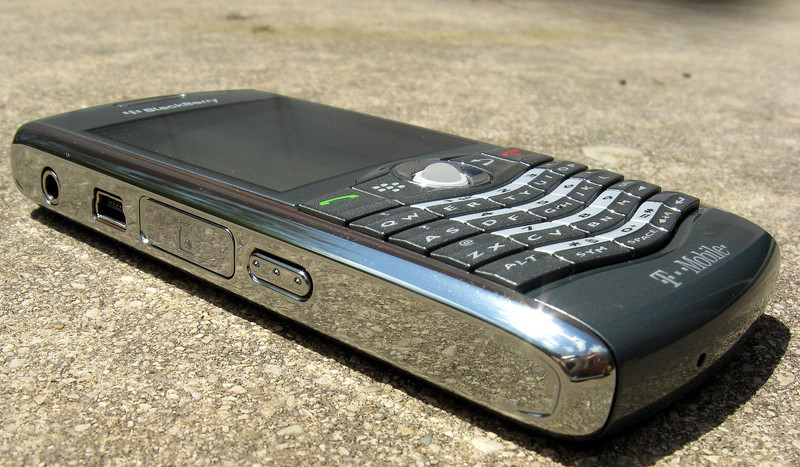 blackberry 8110 nghe nhac