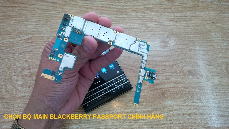 Main BlackBerry Passport chinh hang