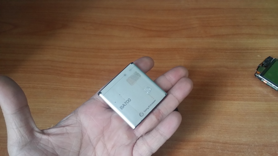 Pin Sony MT11i
