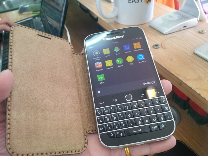 Bao da BlackBerry Classic Dạng cầm tay 