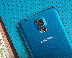 Điện thoại Samsung Galaxy S5 chỉ bán được 60% so với dự kiến