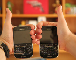Sửa chữa BlackBerry 9900, 9930 Chết nguồn lỗi Thay màn hình lỗi phần cứng phần mền