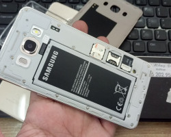 Sửa chữa Samsung J5 2016 (SM-J510) thay màn hình cảm ứng rung chuông loa mic chân sạc sửa chết nguồn 3g wifi nhanh an toàn lấy ngay tại các địa chỉ của DidongCaocap.Vn trên toàn quốc