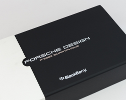 Sửa chữa BlackBerry Porsche Design P'9983 Thay màn hình cảm ứng rung chuông loa trong loa ngoài sửa chết nguồn