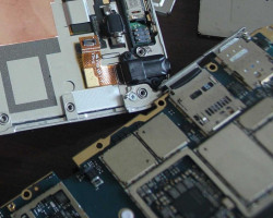 Vui vui với màn tra tấn các loại smartphone mới nhất trên thị trường đến từ n4bb.com