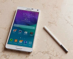 Review về chiếc Samsung Galaxy Note 4 cấu hình khủng