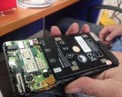 Thay màn hình cảm ứng Lenovo P780 Sửa chữa Phần cứng Phần mềm thay loa trong loa ngoài cảm ứng chân sạc