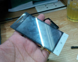 Thay màn hình cảm ứng HTC 8S Sửa chữa phần cứng phần mềm uy tín