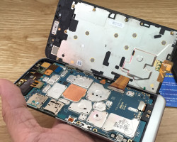 Sửa BlackBerry Z30 Chết nguồn không lên nguồn rơi vào nước va đập mạnh