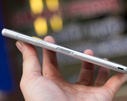 Sửa chữa Sony Xperia Z3 2 SIM L55u Thay màn hình Cảm ứng Cài phần mềm ứng dụng Game thay loa trong loa ngoài ...