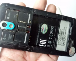 Sửa Chữa HTC Desire 500 thay màn hình cảm ứng rung chuông loa mic chân sạc sửa chết nguồn 3g Wifi lấy ngay